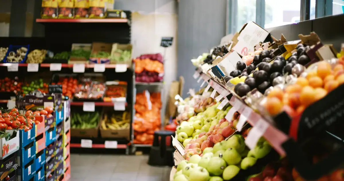 Mini Grocery Store Design: 7 Tips To Keep Customers in Your Store